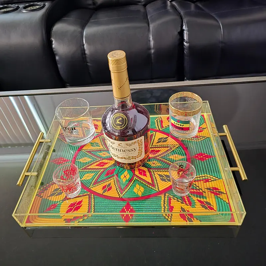 Serviertablett aus Acryl mit Griffen – Äthiopisches Habesha-Design